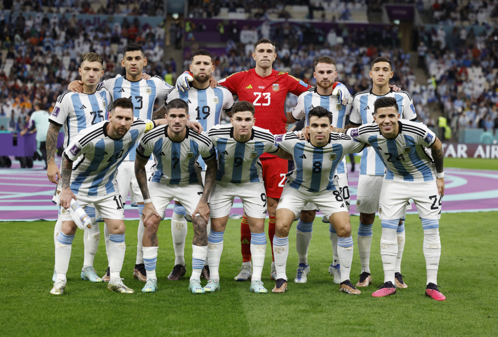 罗伊斯重返多特主场，俱乐部官方社媒发文欢迎（多特官方社媒发文：欢迎罗伊斯回归主场）