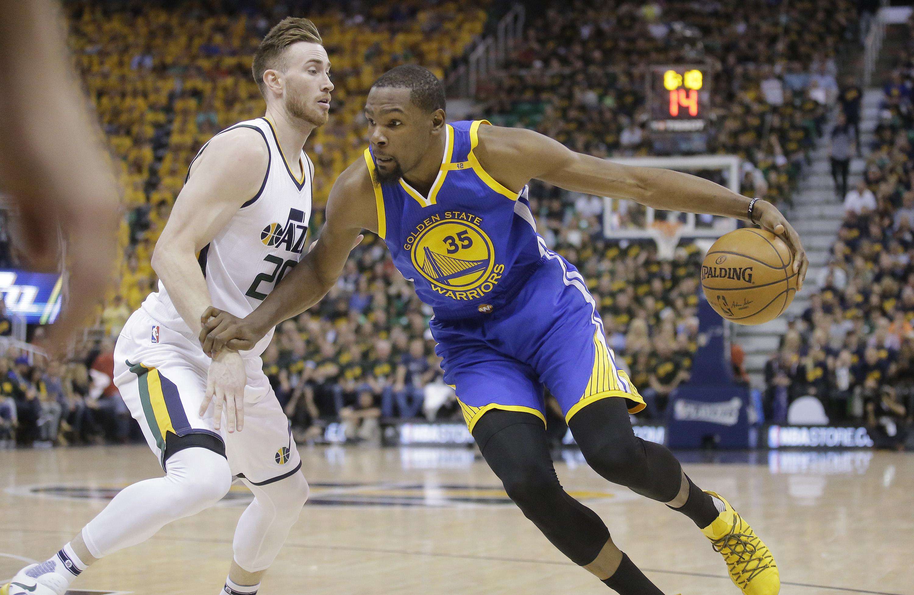 巴萨主帅换人神了！拉什福德出场4分钟助攻，赛季21场造15球超值（巴萨主帅神调度！拉什福德登场4分钟送助攻，21战15次参与进球物超所值）