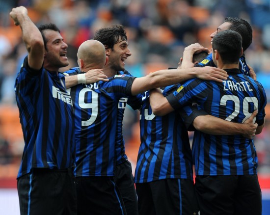 皇马队史第五次西甲主场有两人被罚下，上一次是20年前（皇马西甲主场两人被逐为队史第5次，距上次已过20年）