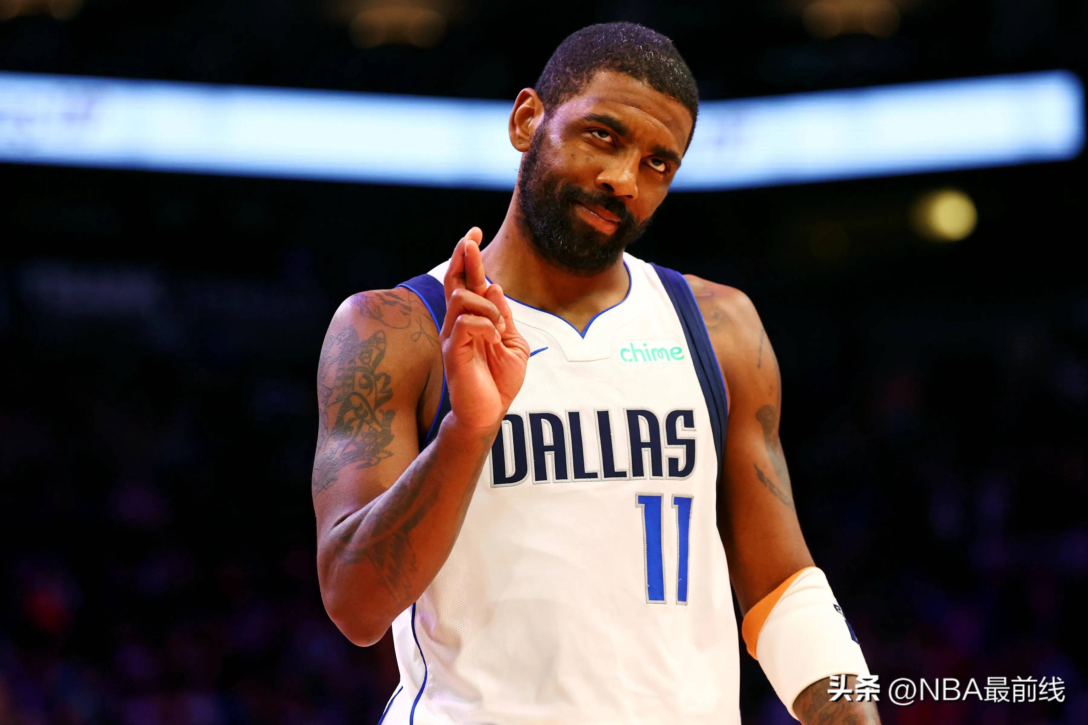 美记：多支季后赛球队询问祖巴茨交易，快船要价至少两个首轮（美媒：多支季后赛队打听祖巴茨交易，快船索要至少两枚首轮签）