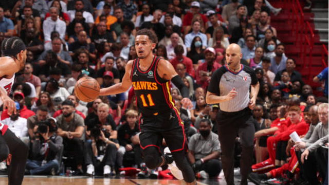 ATP总决赛第5日综述：阿卡3连胜锁定年终第一，德米纳尔赢球晋级（ATP年终总决赛第5日回顾：阿尔卡拉斯三连胜锁定年终第一，德米纳尔告捷晋级）